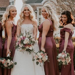 Selling David’s bridal- Galina collection bridesmaid dress!